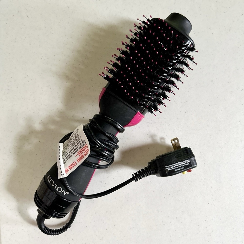 Revlon One Step Volumizer Hair Dryer Hot Air Brush Styler RVDR5222 Black Pink